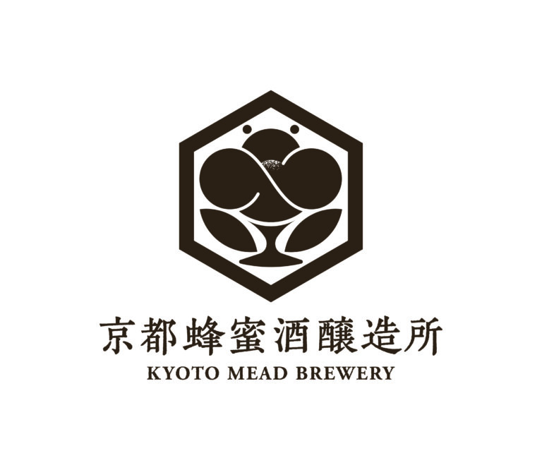 https://stratus.campaign-image.jp/images/14469000000862124_zc_v1_1746601068687_kyotomeadbrewery_logo_1_768x666.jpg